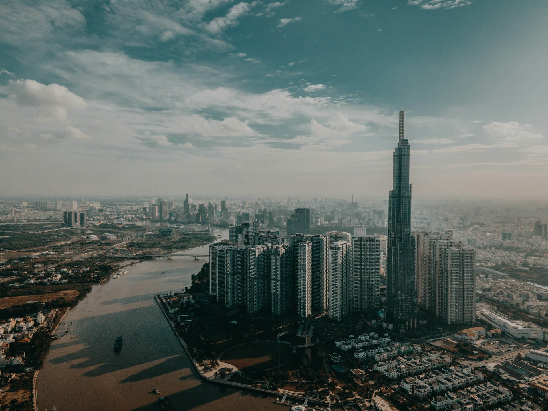 photo of landmark 81 in Ho Chi Minh 